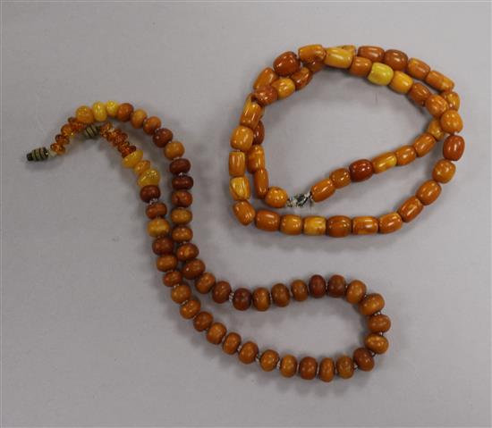 Two amber bead necklaces, gross weight 40 grams.